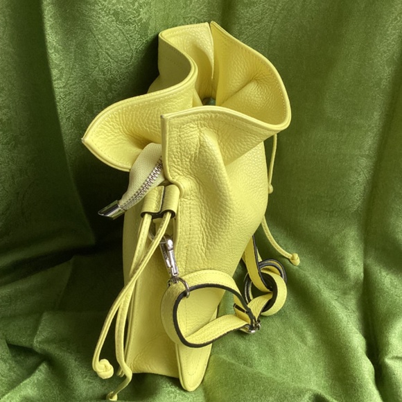 Borse In Pelle Bright Yellow Genuine Leather Drawstring Cinch  Crossbody Handbag - Picture 4 of 12